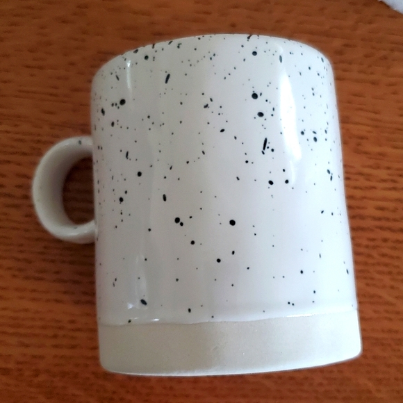Set of 4, Anthropologie Finlay mugs - Picture 8 of 10